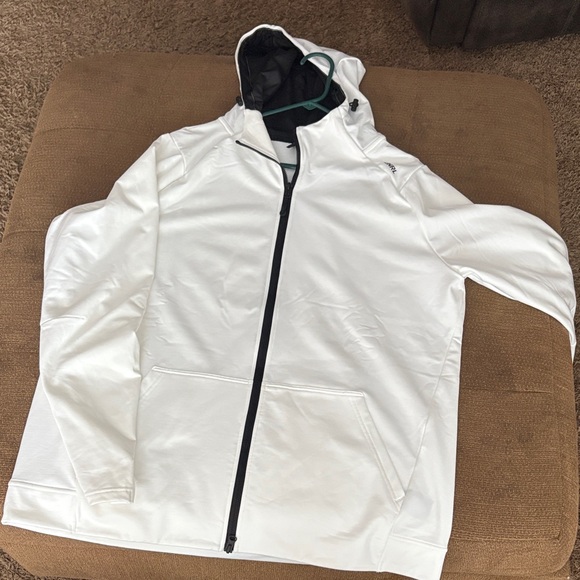 Unrl Other - UNRL Men's White Hooded full zip up Jacket